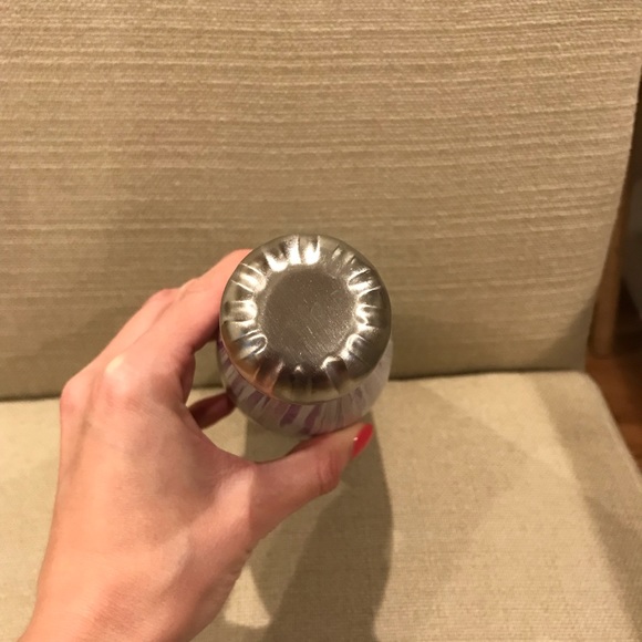 S’well 17oz bottle - no longer sold online! - Picture 3 of 4